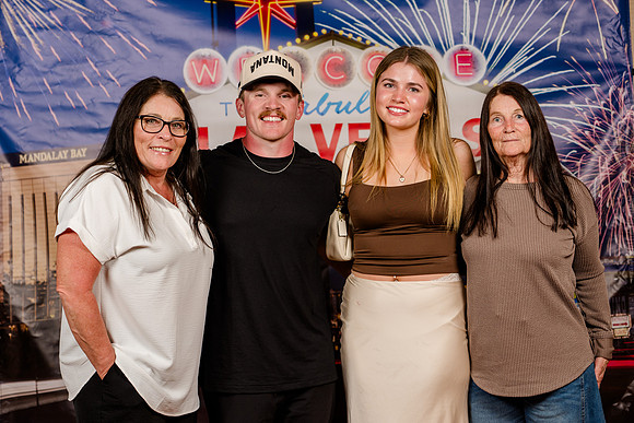 045-S Show-04873