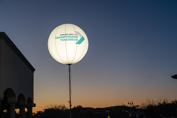 290-Intelsat-74102371