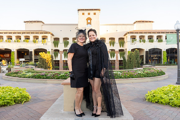 24-Nicole's40th-9420