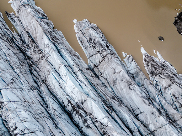Svinafellsjokull Glacier