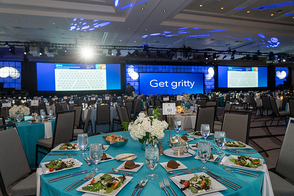9-MedtronicAwards-2025-0048