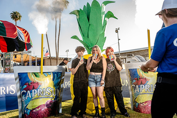 049-CapriSun-74103016