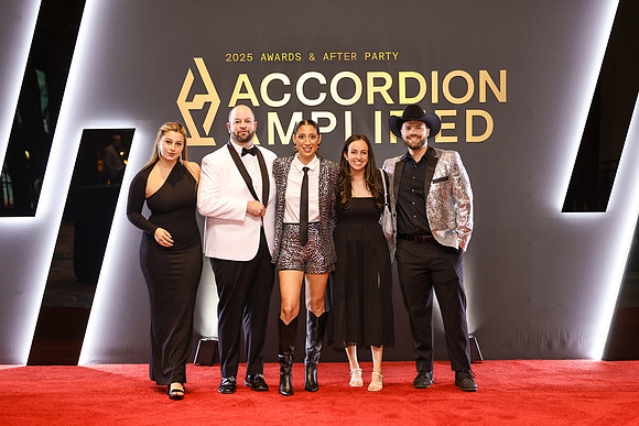 543-Accordion-9162