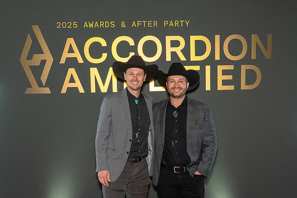 608-Accordion-08605