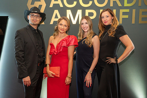 643-Accordion-08650