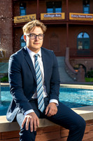 12-Gavin-74105510