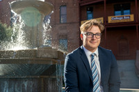 13-Gavin-74105513