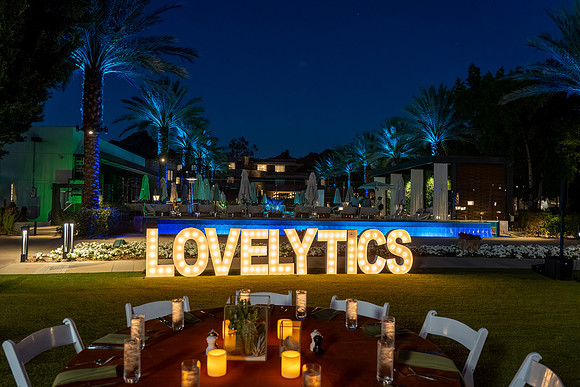 5-Lovelytics-2963