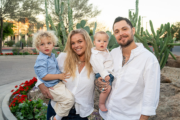 29-HuntsmanFamilyNov2025-2568