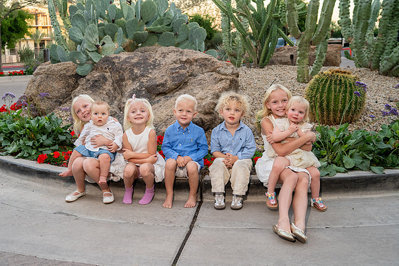 34-HuntsmanFamilyNov2025-2579