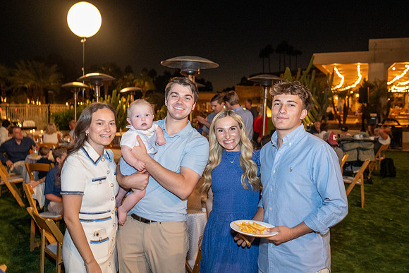 180-HuntsmanFamilyNov2025-2762