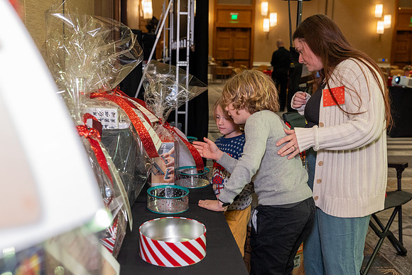 12-SLC-Christmas2025-6722