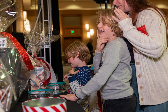 13-SLC-Christmas2025-6723