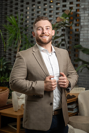 14-DriveDP-Headshots-74109002