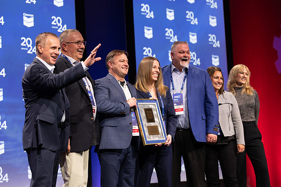 297-Chevron2024-Awards-63540