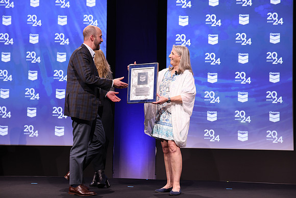 37-Chevron2024-Awards-9589