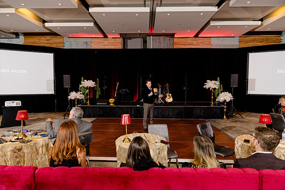SpringWorks_AwardsDinner_D2-8462