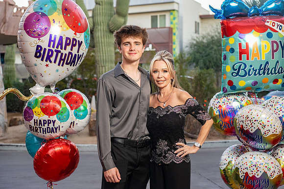 15-SmithSweet16-Portraits-74102406