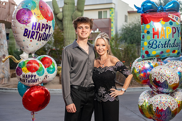 16-SmithSweet16-Portraits-74102407