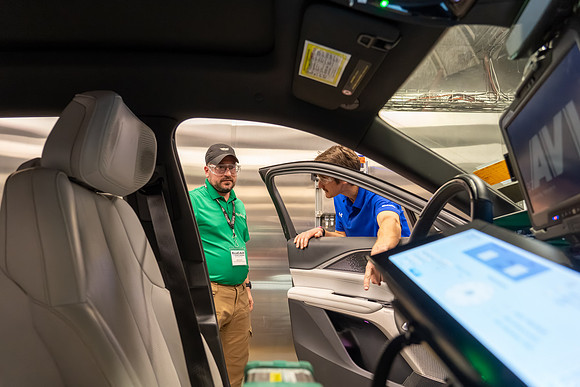 20260204.ecocar.16.52.49