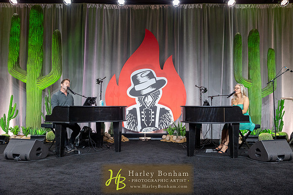 1-www.HarleyBonham.com-9333