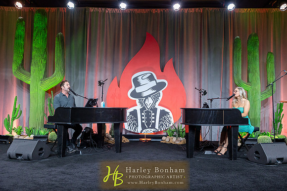2-www.HarleyBonham.com-9334