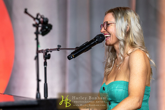 6-www.HarleyBonham.com-9341