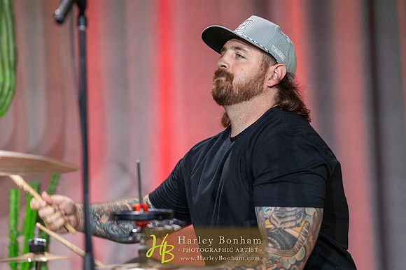 8-www.HarleyBonham.com-9344