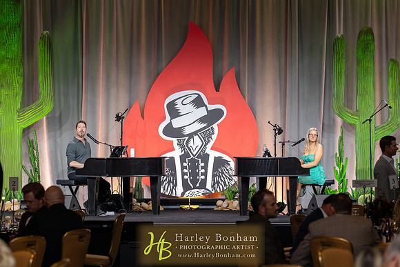 15-www.HarleyBonham.com-9396