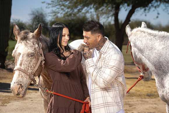 124-Christian&CarlyEngagement-74105124