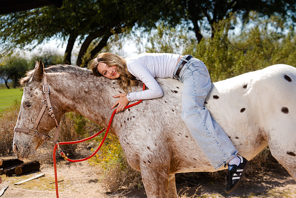 208-Christian&CarlyEngagement-74105292