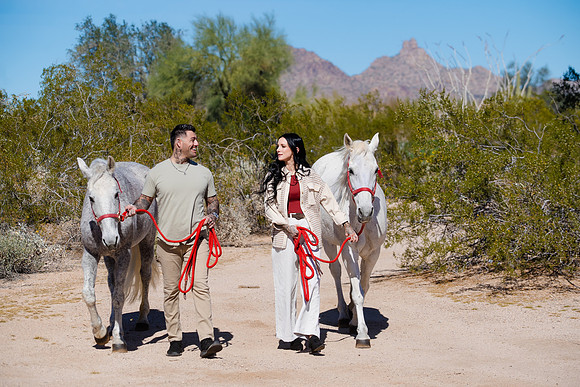 213-Christian&CarlyEngagement-74105314