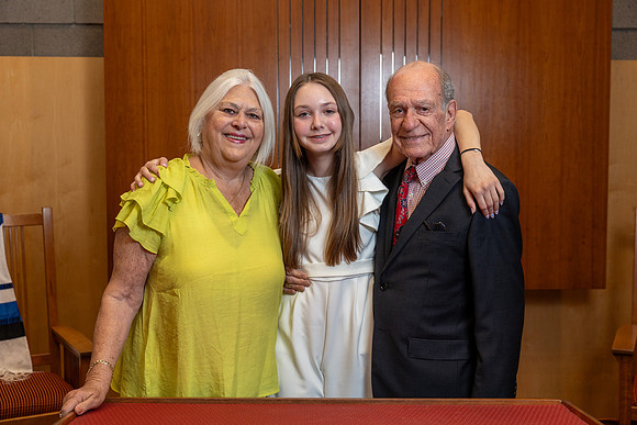 97-LucyMitzvah-Ceremony-7577