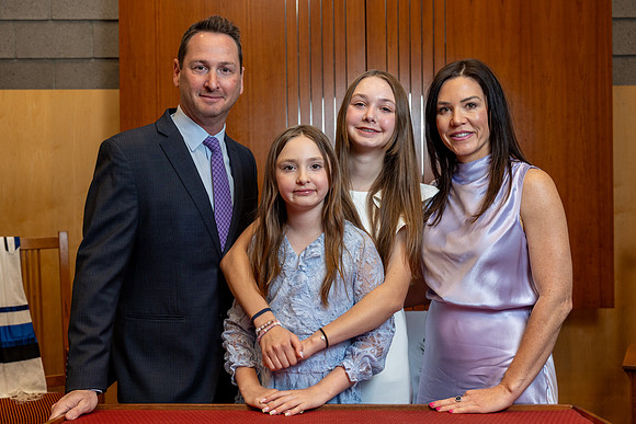 89-LucyMitzvah-Ceremony-7555