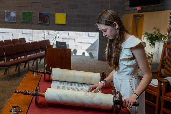 37-LucyMitzvah-Ceremony-7487