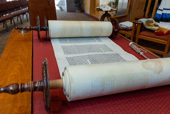44-LucyMitzvah-Ceremony-7496