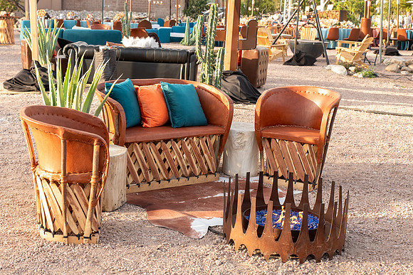 11-LoewsDecorFeb24-5229