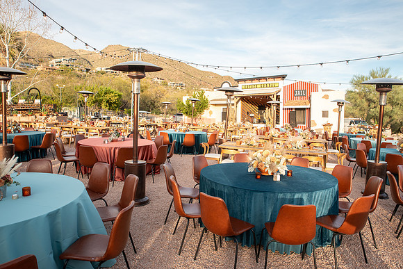 16-LoewsDecorFeb24-5249