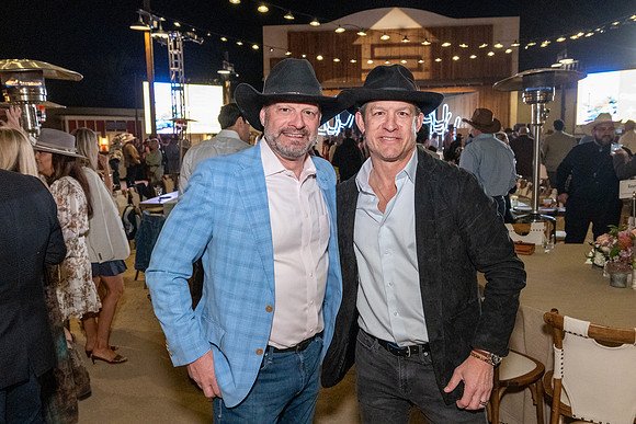 884-Supreme-59432
