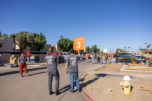 50-HomeDepot-USVets-20051
