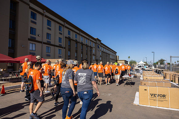 72-HomeDepot-USVets-20098