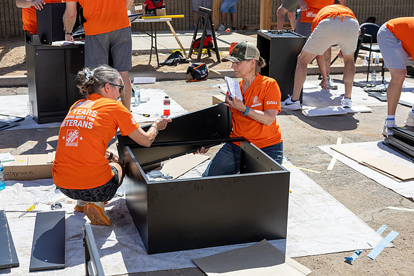 194-HomeDepot-USVets-20285