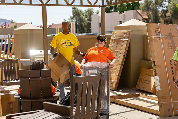 208-HomeDepot-USVets-20313