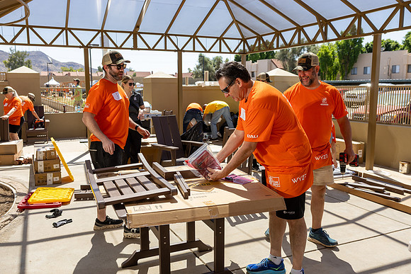 215-HomeDepot-USVets-20331