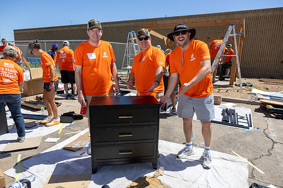 233-HomeDepot-USVets-20368