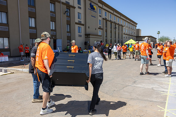 246-HomeDepot-USVets-20407