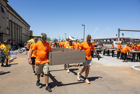 247-HomeDepot-USVets-20412