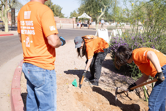 275-HomeDepot-AZVetHome-7051