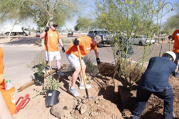 281-HomeDepot-AZVetHome-7063