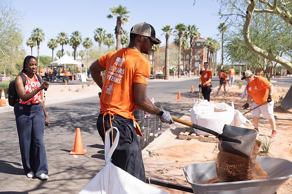 318-HomeDepot-AZVetHome-7135